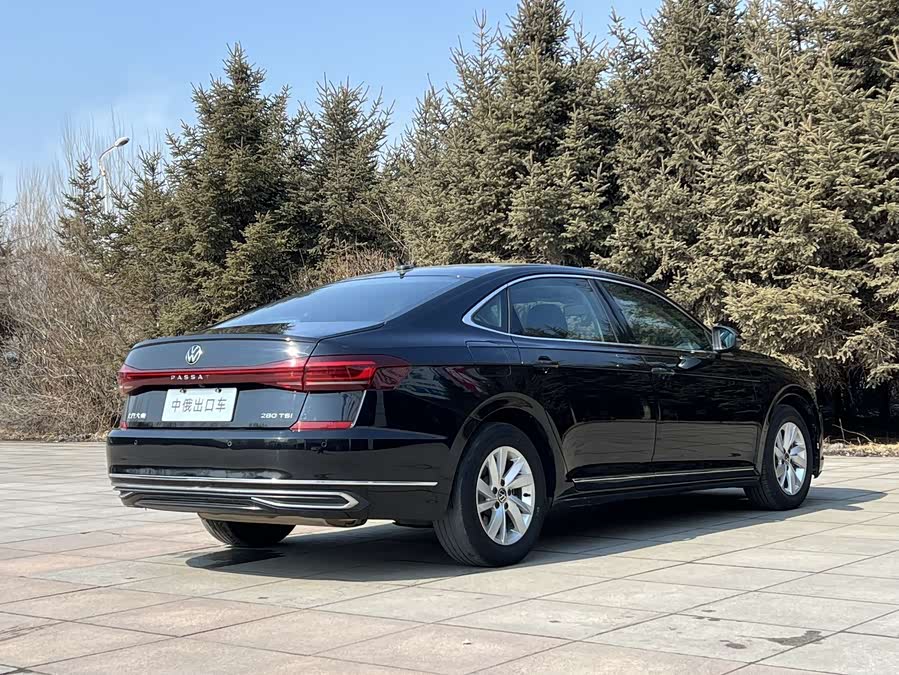 Volkswagen Passat 2022