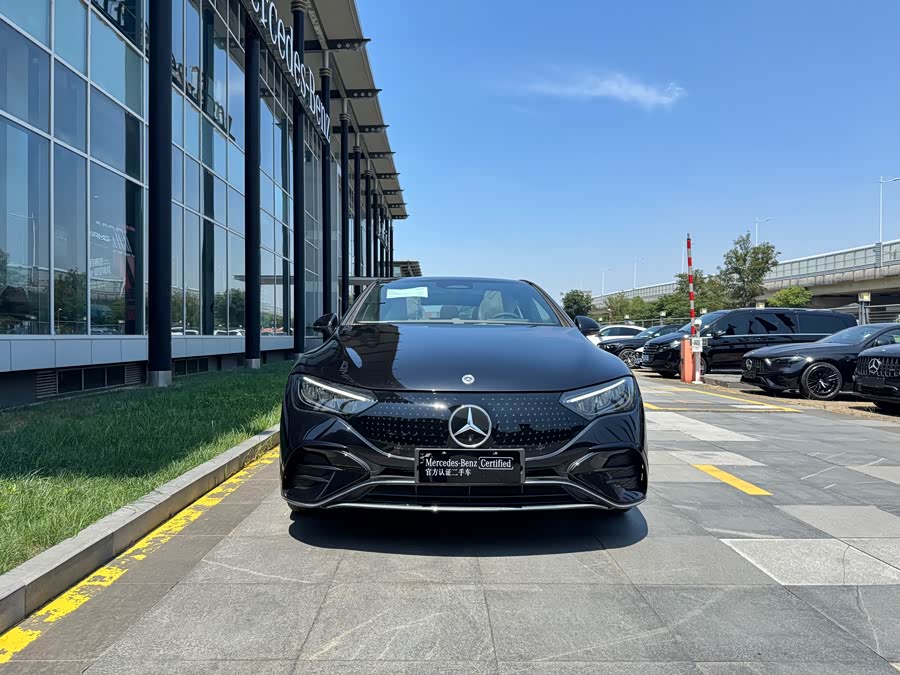 Mercedes-Benz EQE 2025