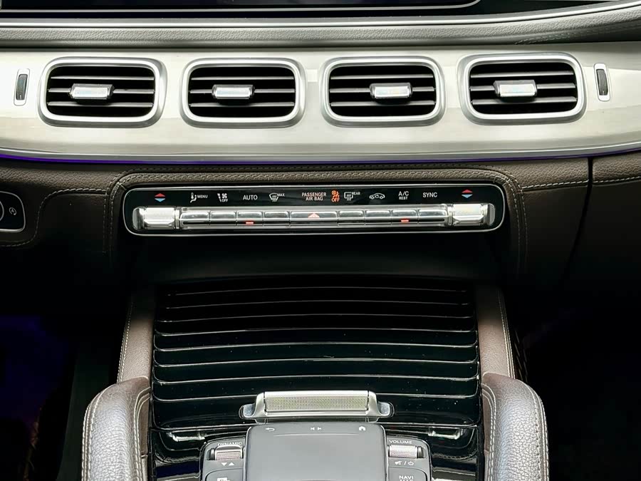 Mercedes-Benz GLE 2020 — фото 14