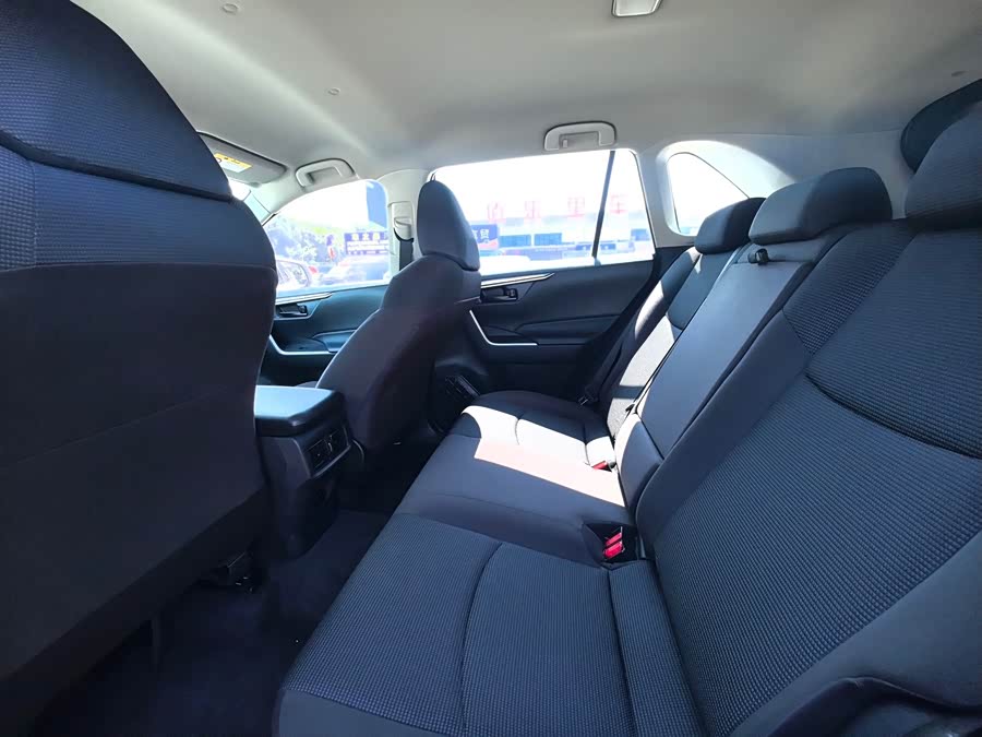 Toyota RAV4 2023