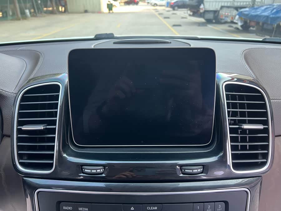 Mercedes-Benz GLE 2016 — фото 14