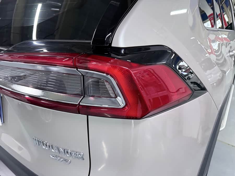 Toyota Wildlander 2020 — фото 19