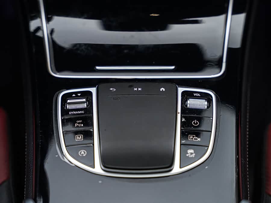 Mercedes-Benz GLC 2020 — фото 15