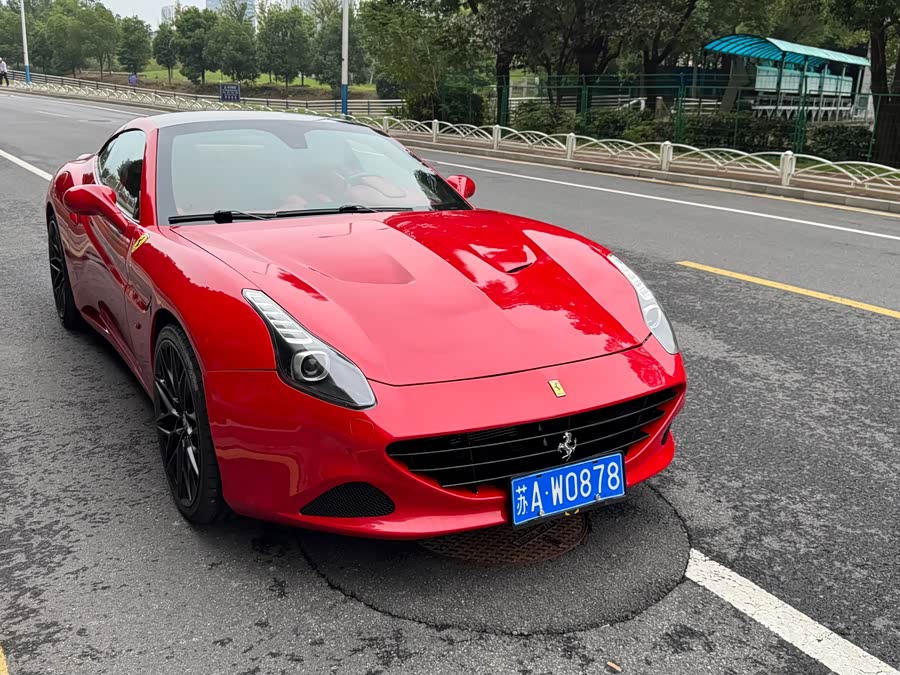 Ferrari California T 2009