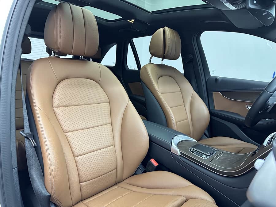 Mercedes-Benz GLC 2022 — фото 16