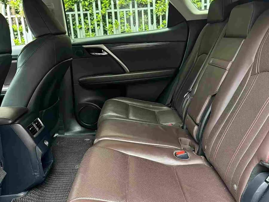 Lexus RX 2016 — фото 10