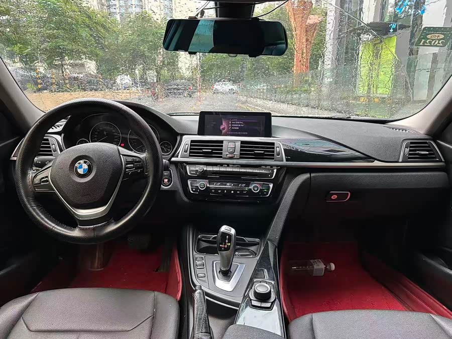 BMW 3 Series 2017