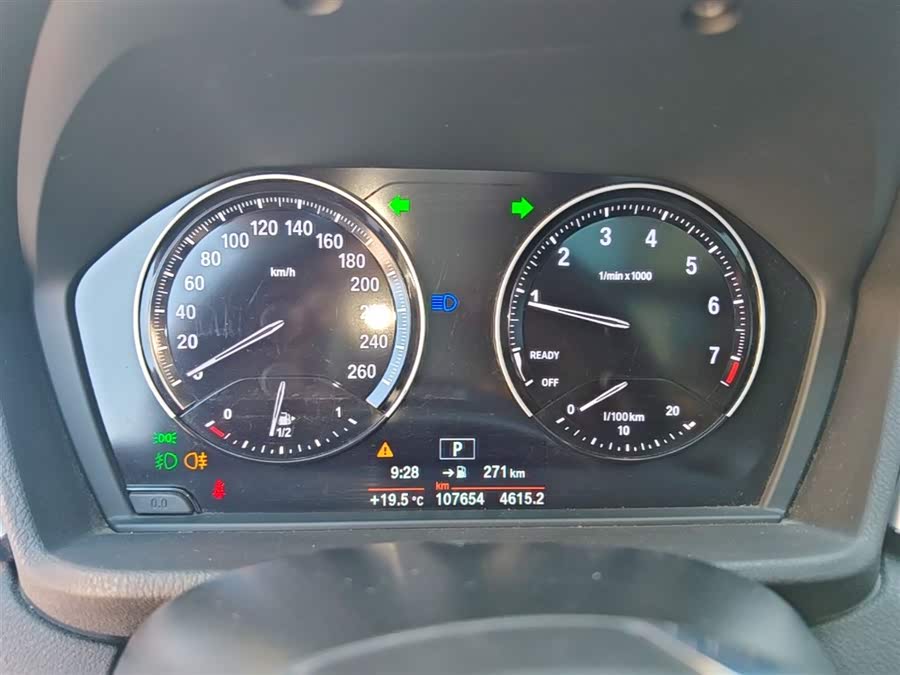 BMW X1 2019 — фото 12