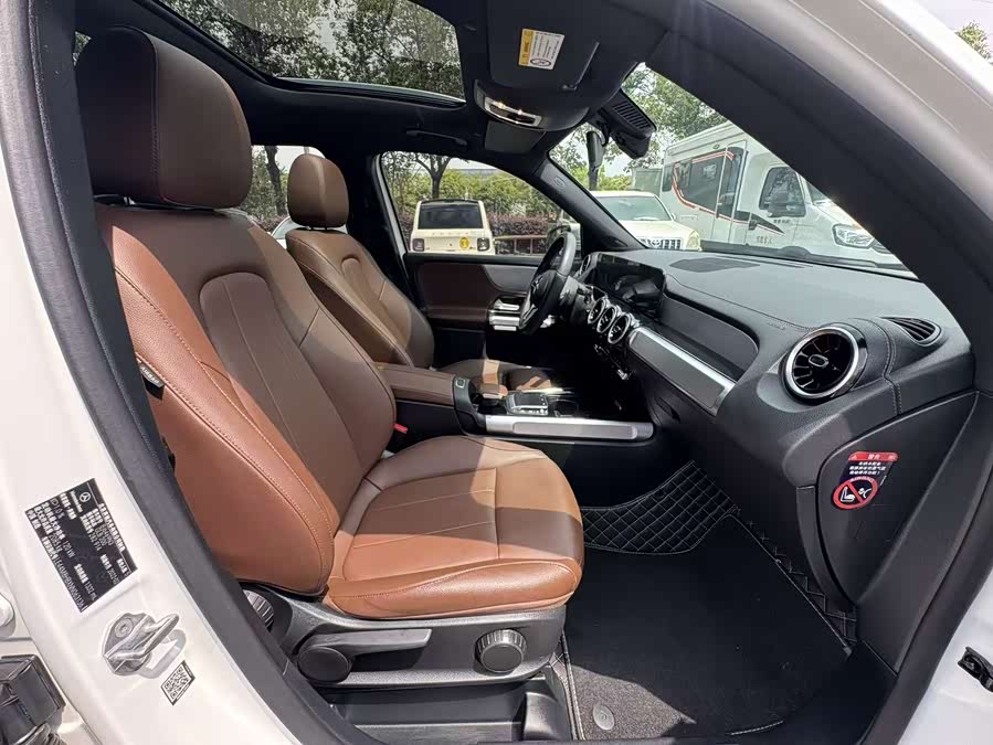 Mercedes-Benz GLB 2022