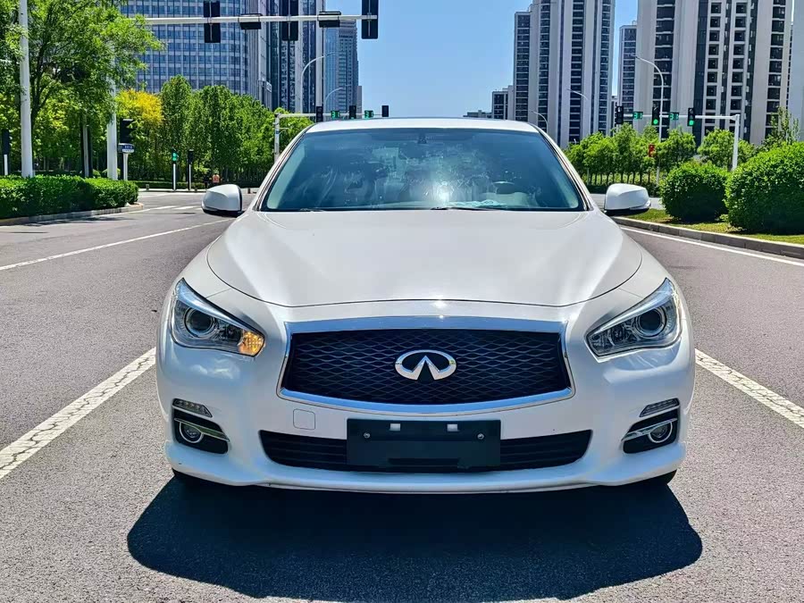 Infiniti Q50L 2016