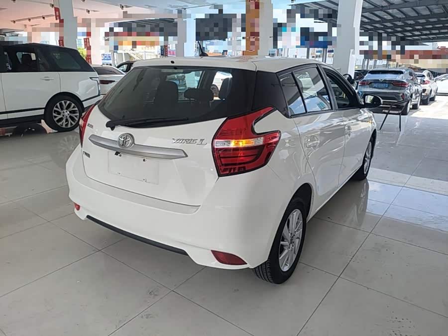 Toyota Yaris L 2016