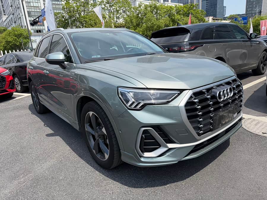 Audi Q3 2023