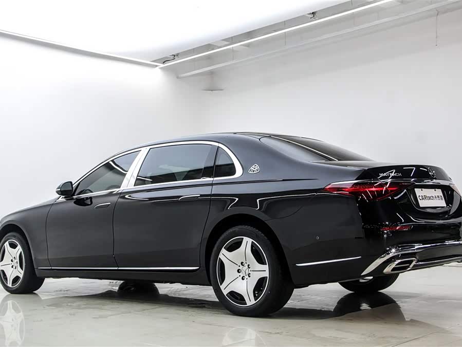 Mercedes-Benz Maybach S-Class 2024