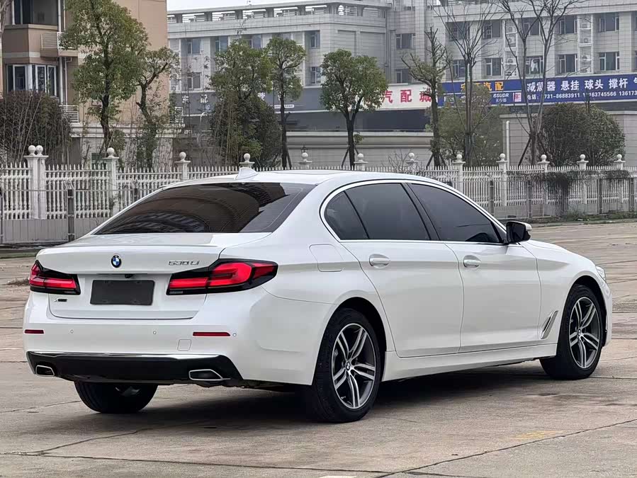 BMW 5 Series 2022