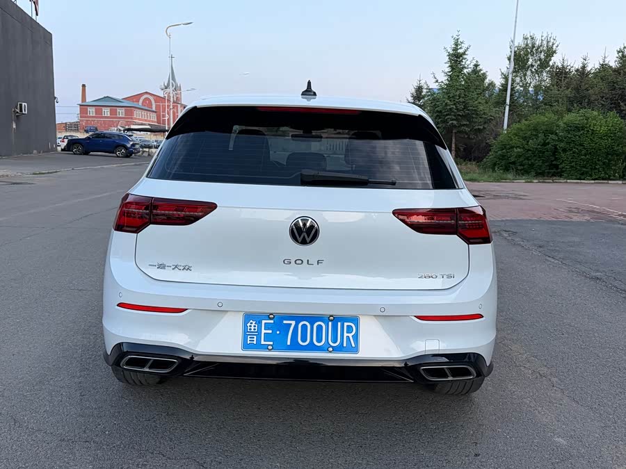 Volkswagen Golf 2023