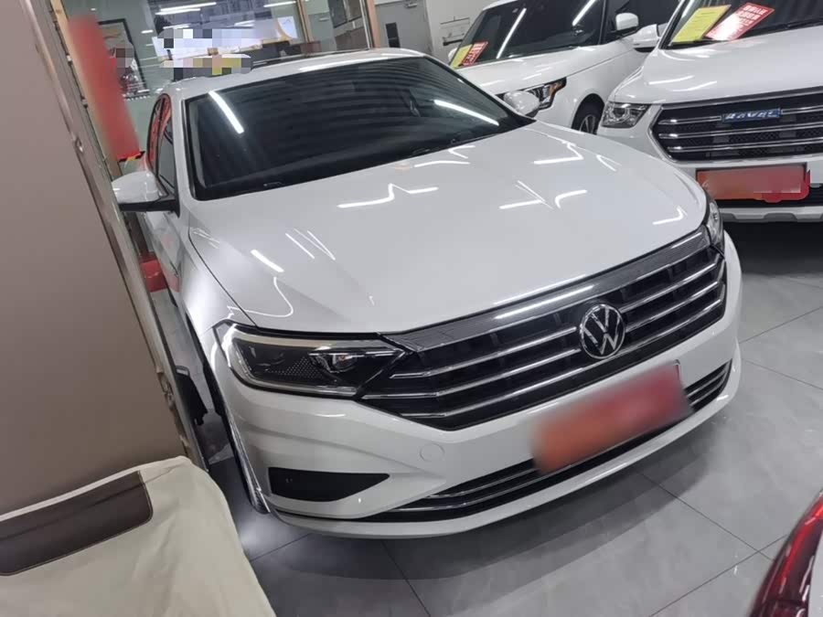 Volkswagen Sagitar 2022