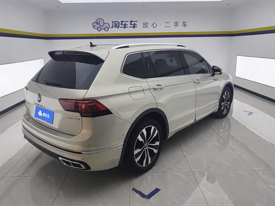 Volkswagen Tiguan L 2022