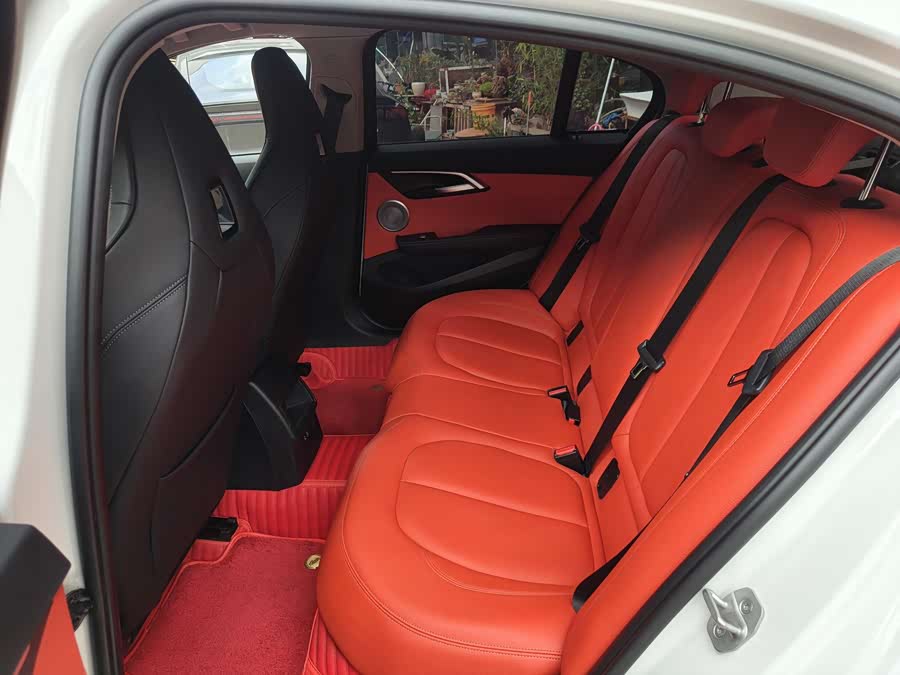 BMW 1 Series 2021