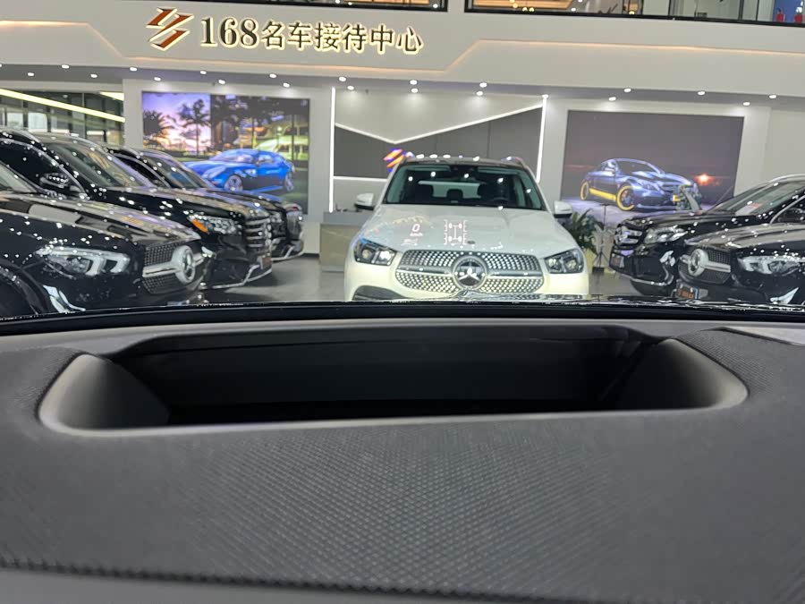 Mercedes-Benz GLE 2020 — фото 24
