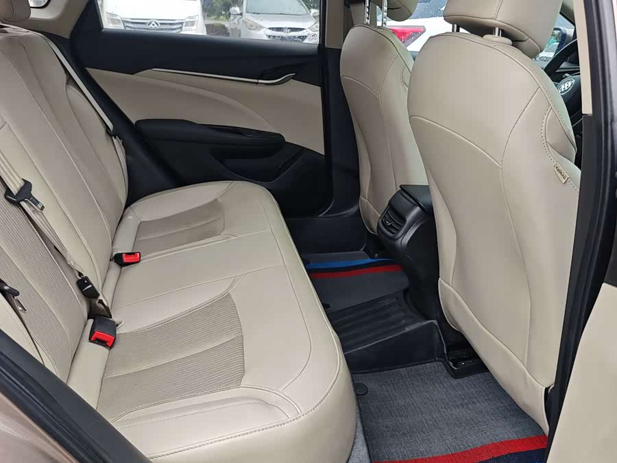Buick Excelle GT 2017 — фото 10