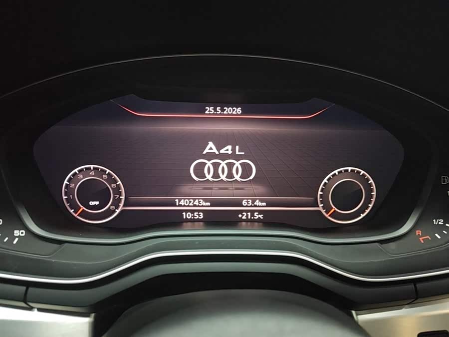 Audi A4L 2018 — фото 12