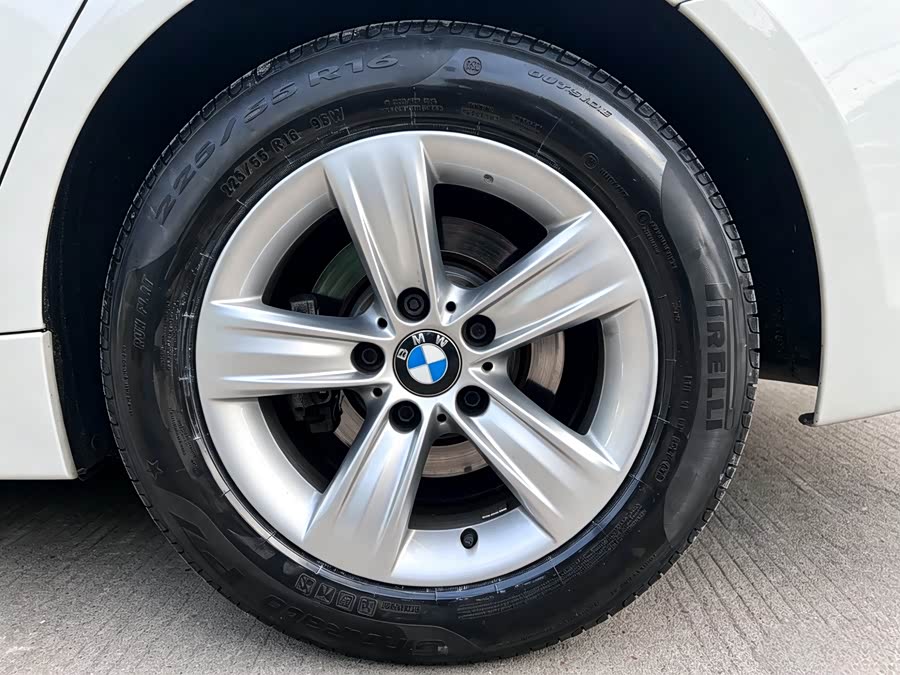 BMW 3 Series 2013 — фото 15