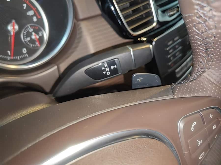 Mercedes-Benz GLE 2019 — фото 14