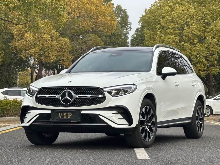 Mercedes-Benz GLC 2023