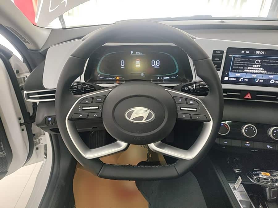 Hyundai Elantra 2023