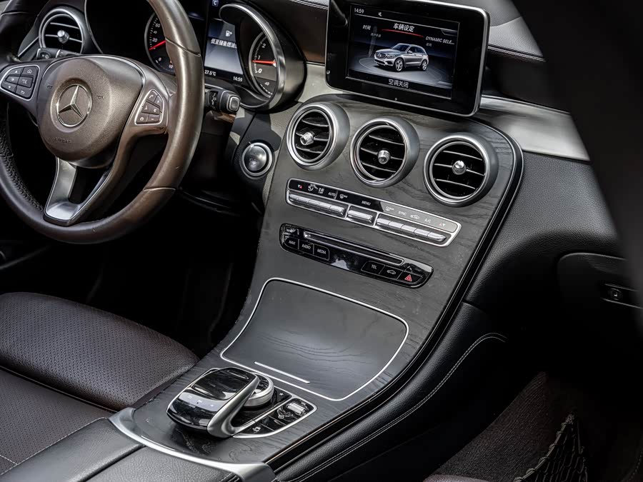 Mercedes-Benz GLC 2017 — фото 10