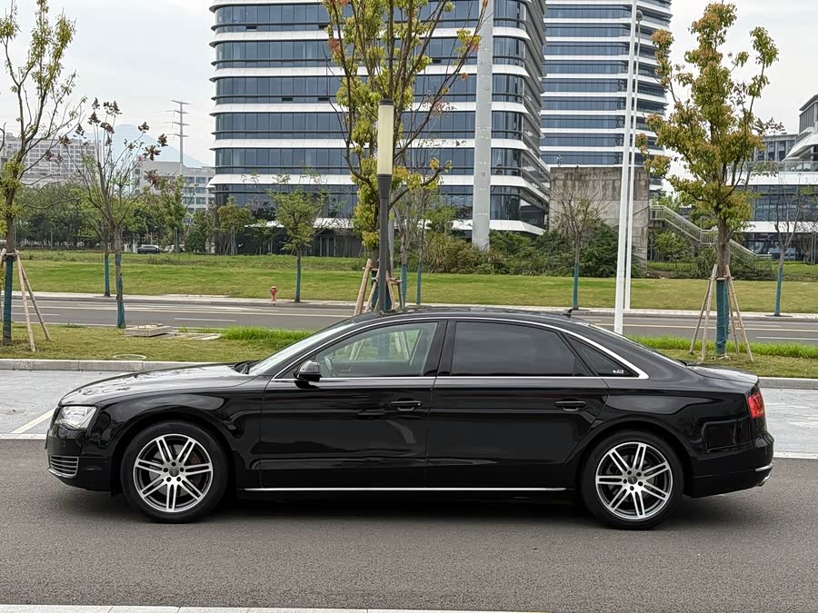 Audi A8 2013