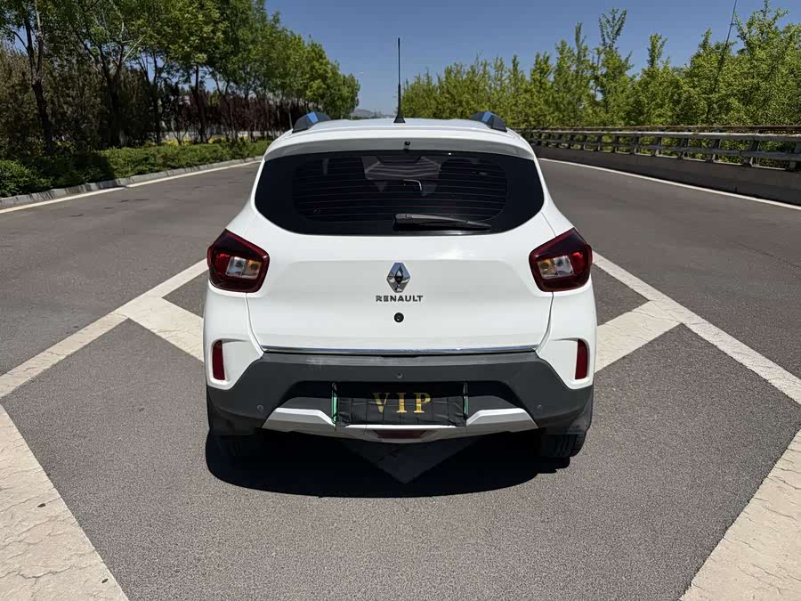 Renault Eno 2019 — фото 9