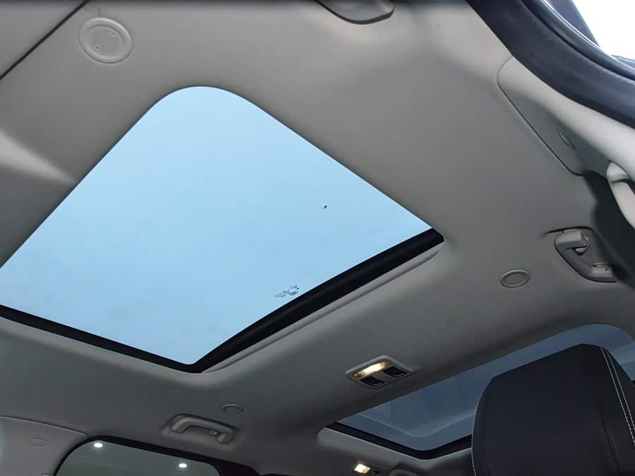 Land Rover Discovery 2021 — фото 19