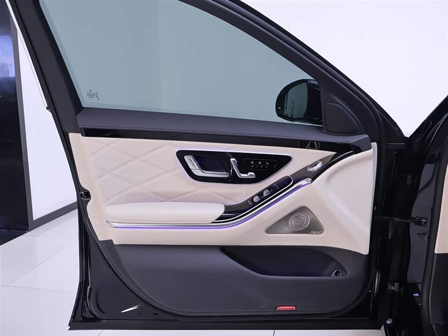 Mercedes-Benz Maybach S-Class 2021 — фото 19