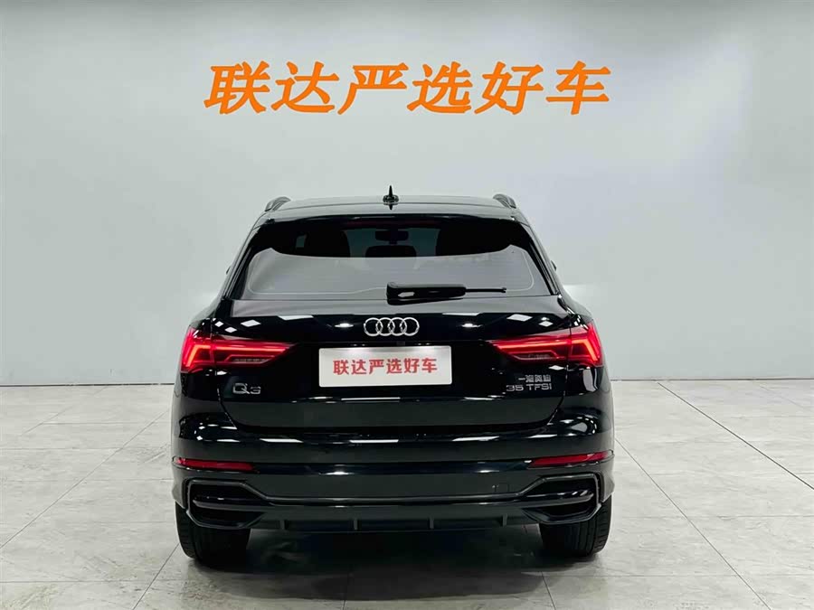 Audi Q3 2023 — фото 25