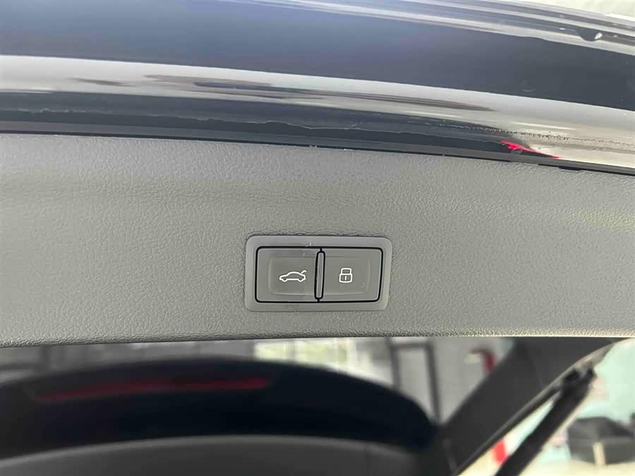 Audi Q3 2023 — фото 17