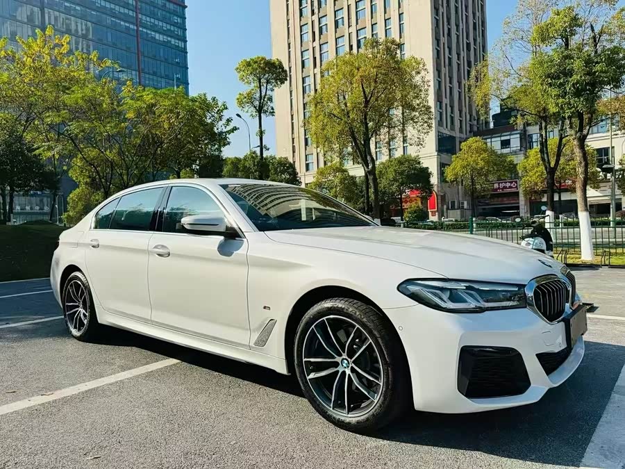 BMW 5 Series 2022