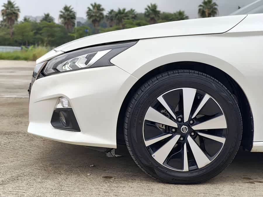 Nissan Teana 2021