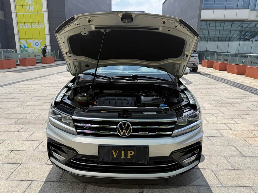Volkswagen Tiguan L 2021 — фото 34