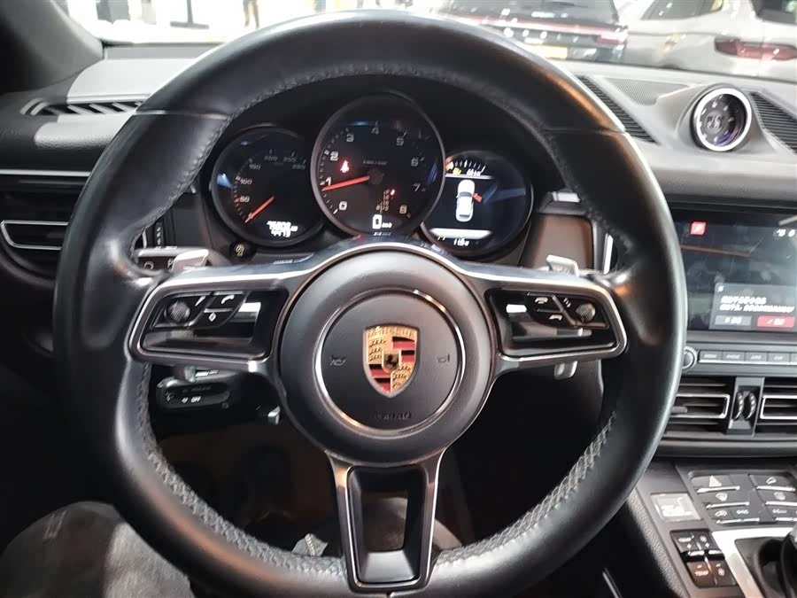 Porsche Macan 2018
