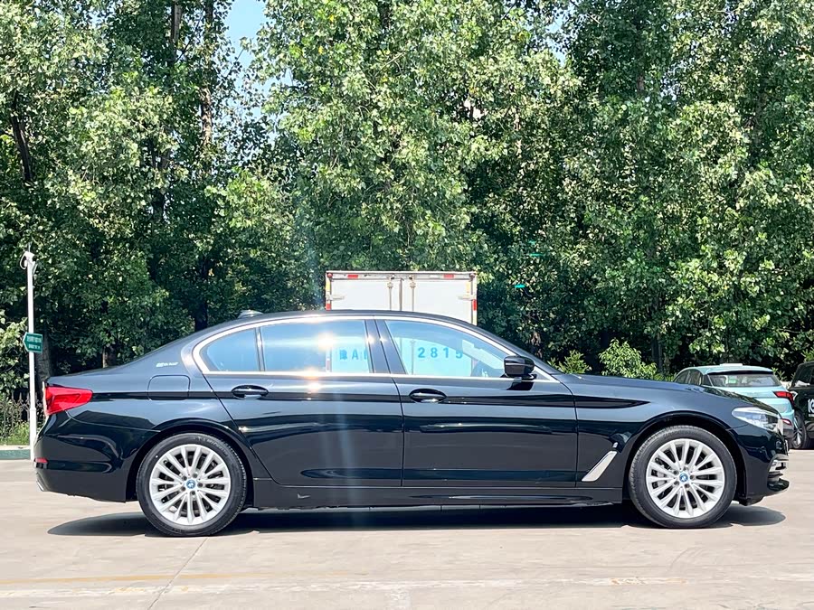 BMW 5 Series New Energy 2019