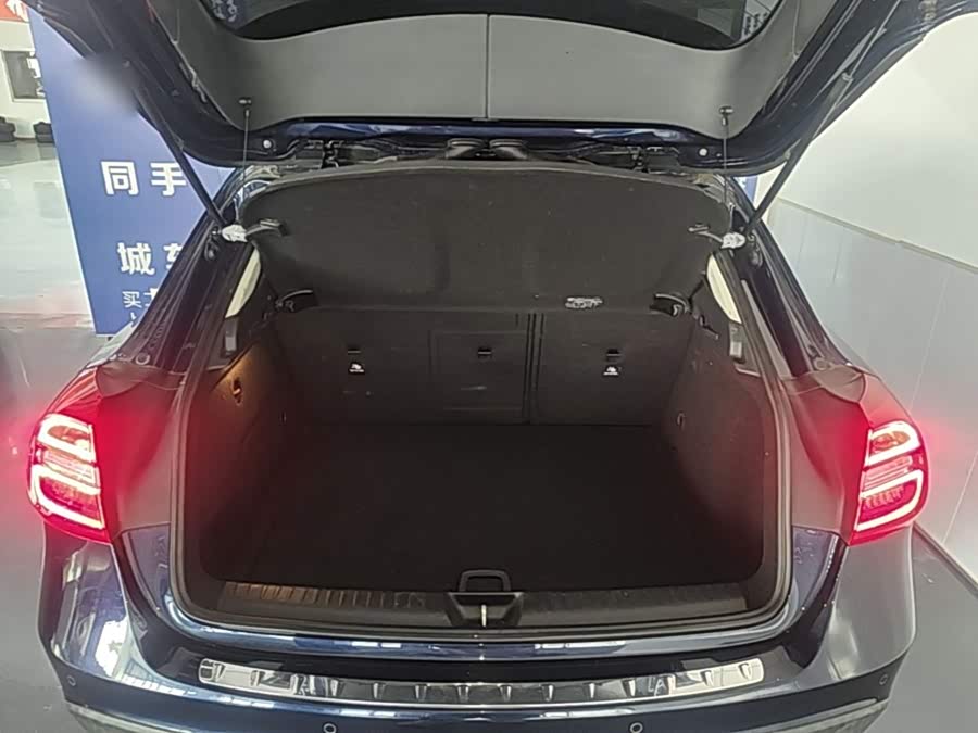 Mercedes-Benz GLA 2016 — фото 19