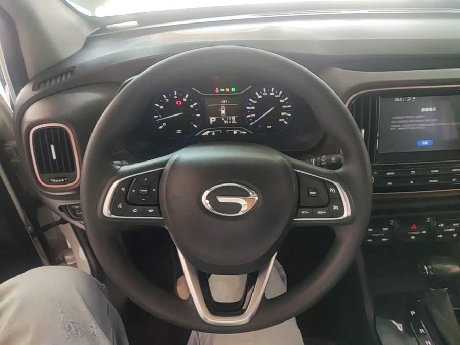 GAC Trumpchi GS3 2017 — фото 11