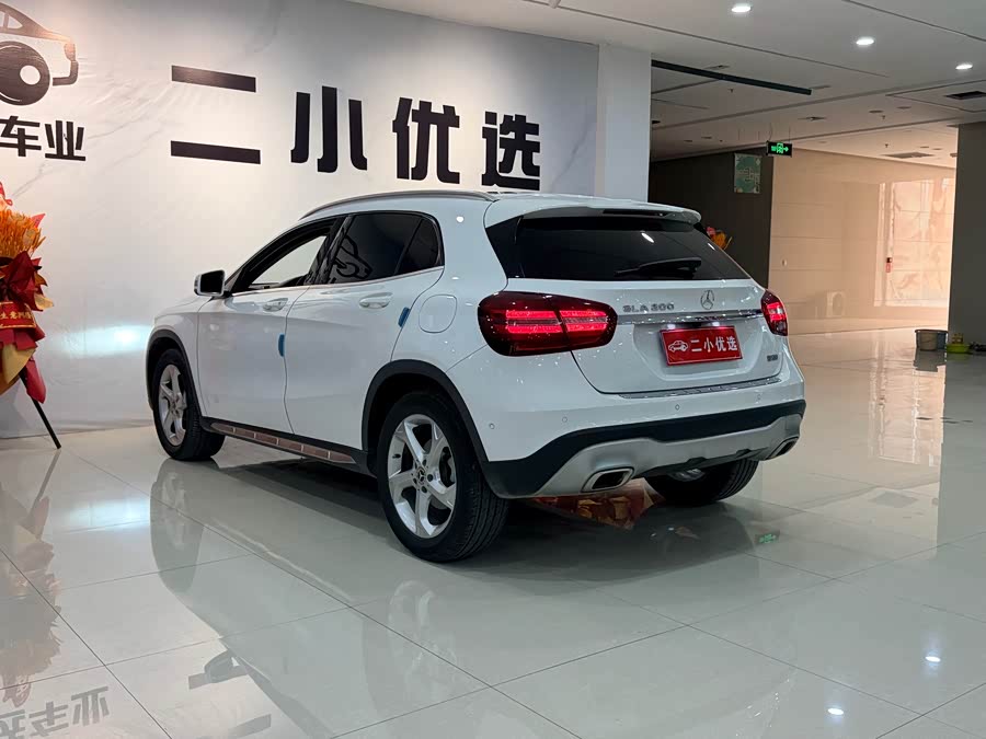 Mercedes-Benz GLA 2019