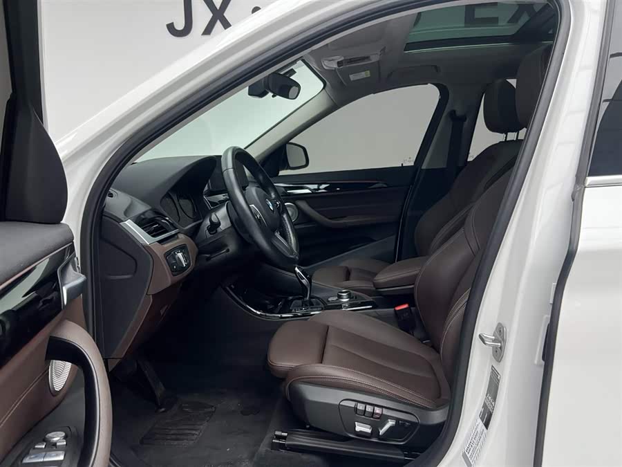 BMW X1 2022 — фото 16