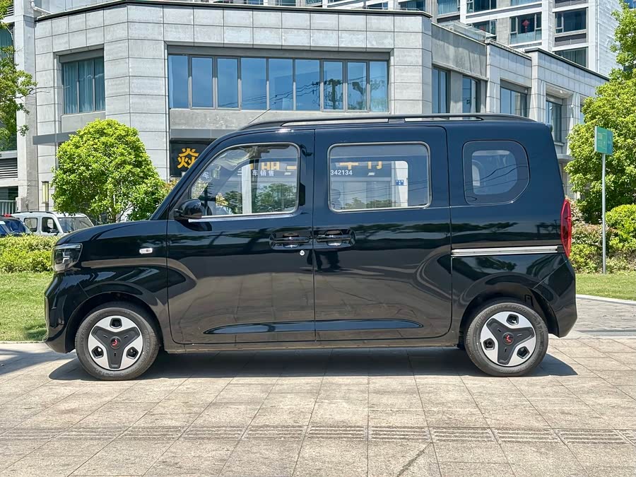 Wuling Zhiguang New Energy 2025