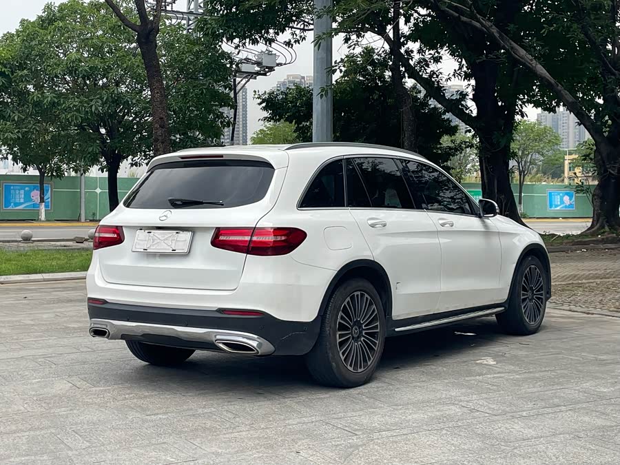 Mercedes-Benz GLC 2018 — фото 9