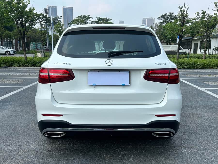 Mercedes-Benz GLC 2018 — фото 12