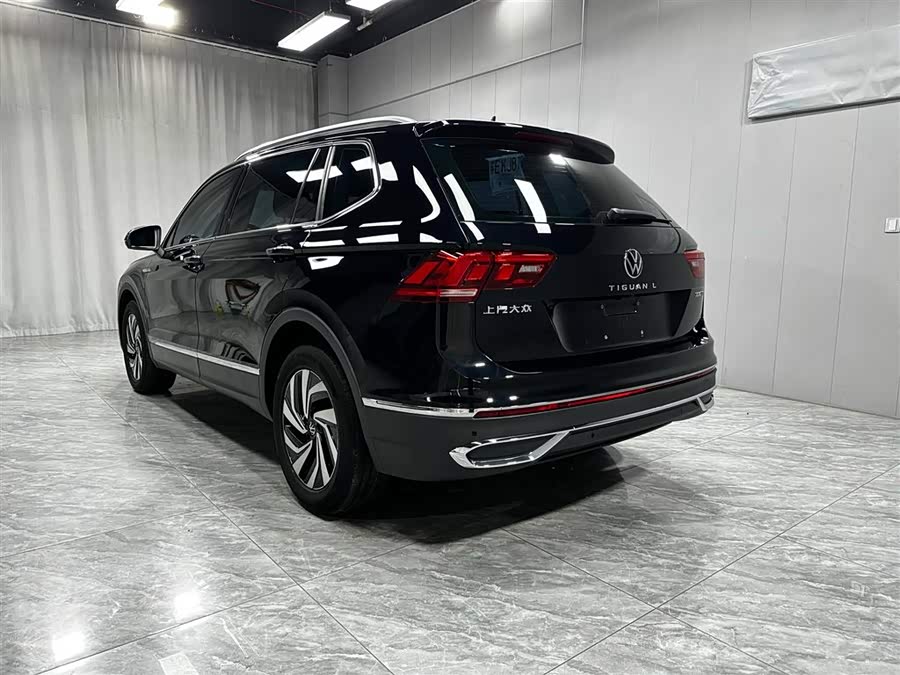 Volkswagen Tiguan L 2023
