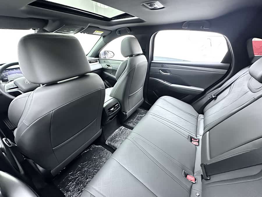 BYD Qin PLUS 2025 — фото 11